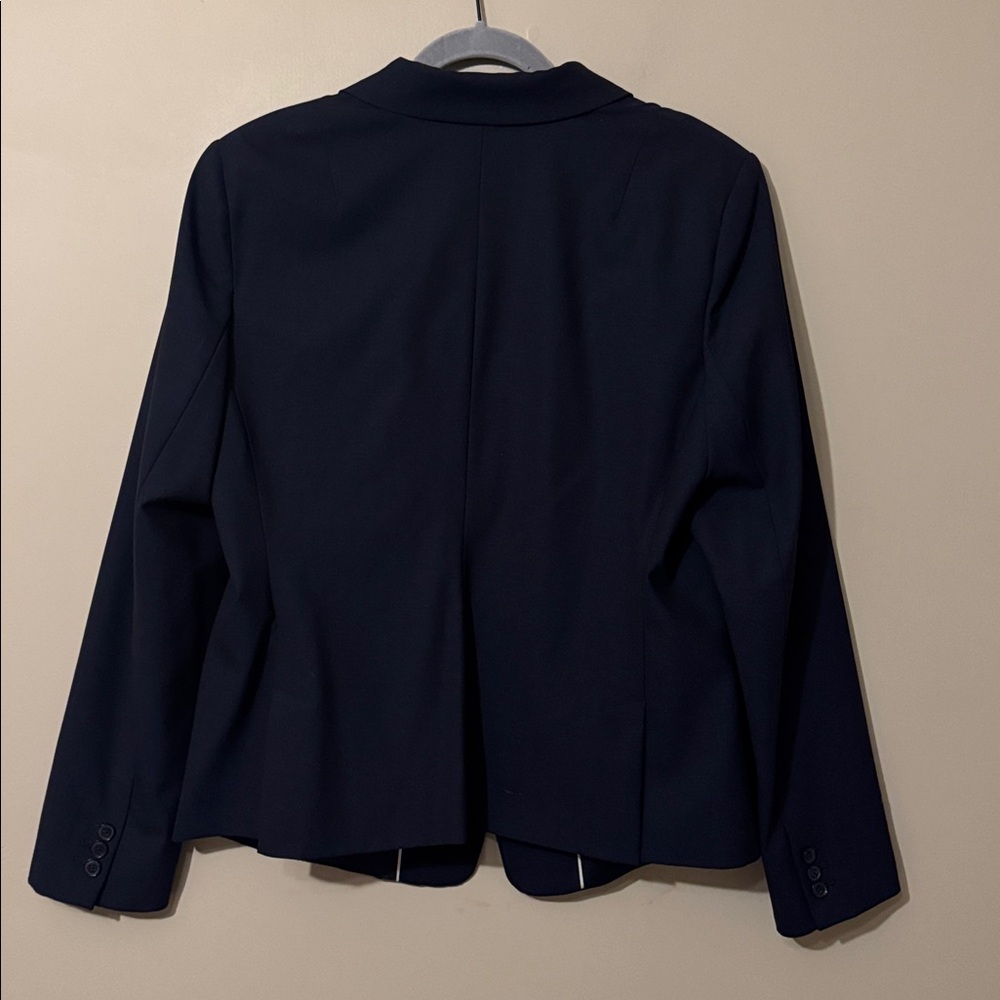 NWT- Banana Republic Refined wool blazer, navy blue, size 16 - Picture 6 of 12